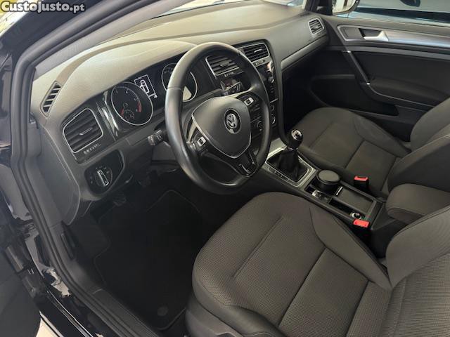 Volkswagen Golf VII Variant 1.6 TDI CONFORTLINE — fotografia 10