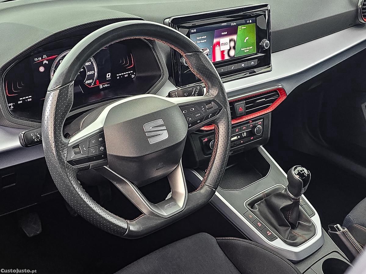 SEAT Arona 1.0 TSI FR 3 ANOS GA — fotografia 11