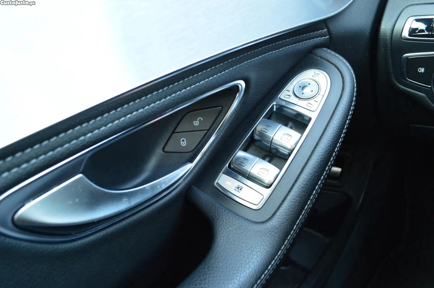 Mercedes-Benz C 250 d Aut. — fotografia 12