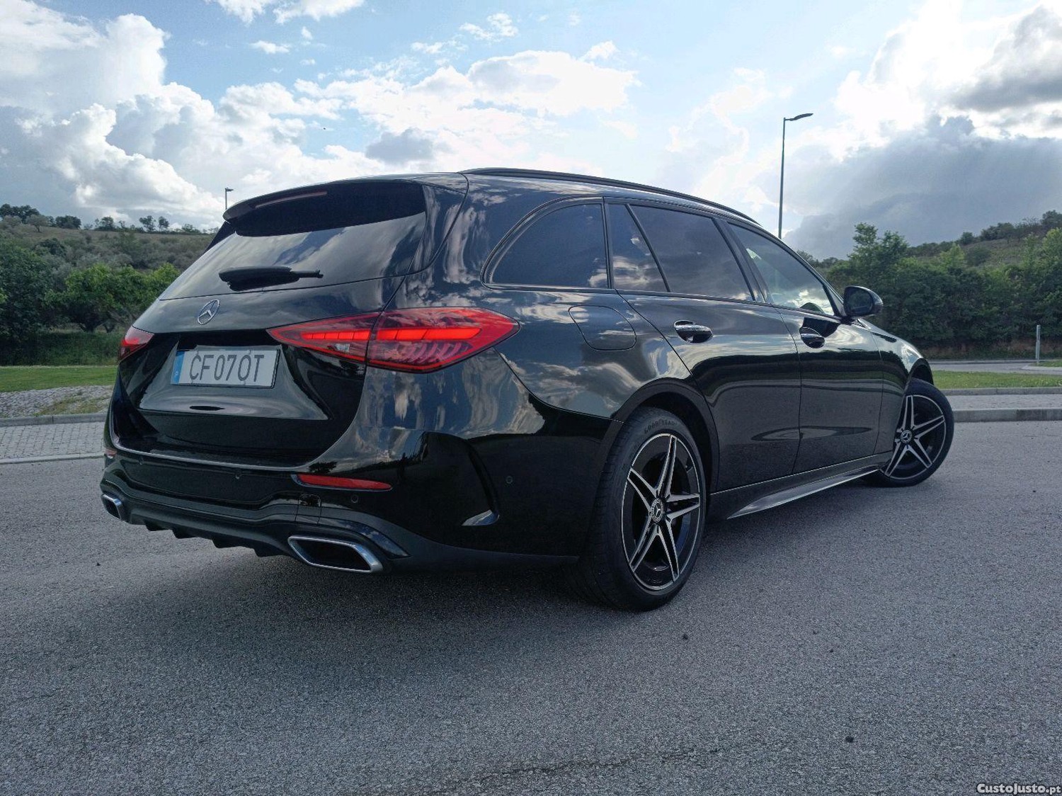 Mercedes-Benz C 300 AMG Line híbrido plug-in — fotografia 7