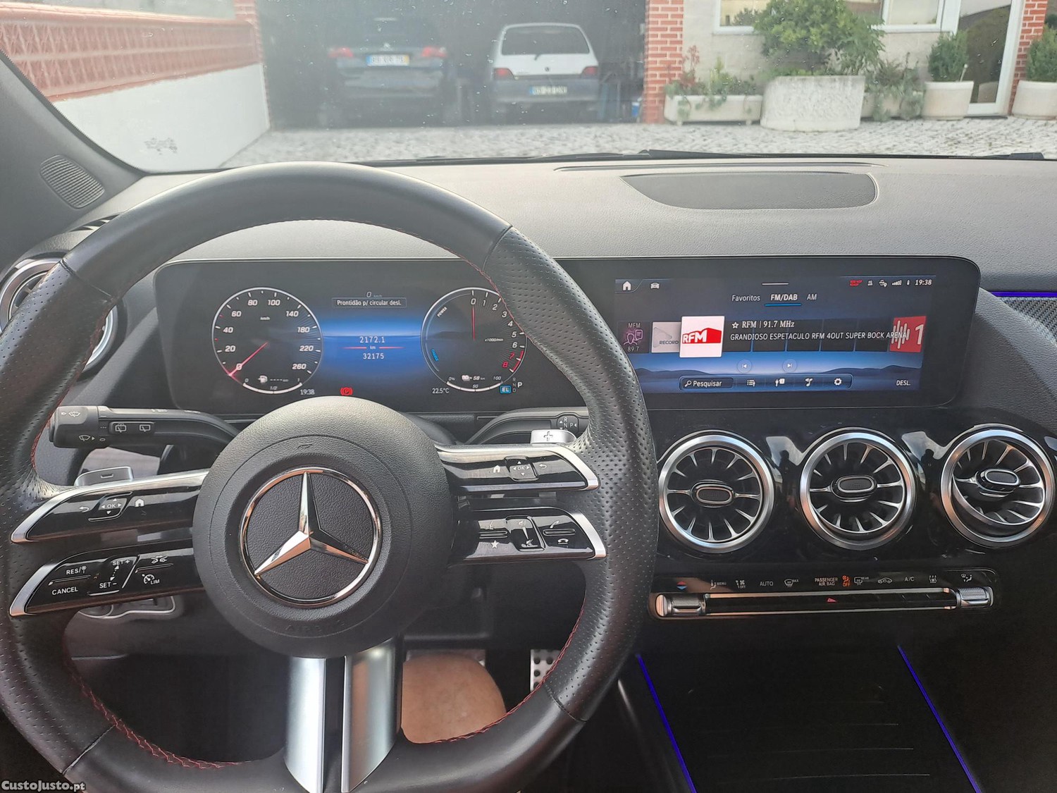 Mercedes-Benz GLA 250 250 E — fotografia 8