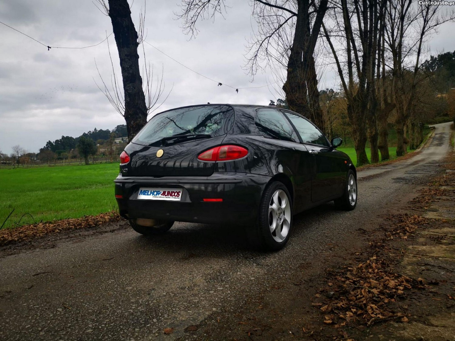 Alfa Romeo 147 1.6 TS Progression — fotografia 8