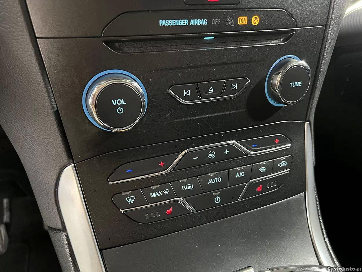 Ford S-Max 2.0 TDCI S/S TITANIUM — fotografia 12