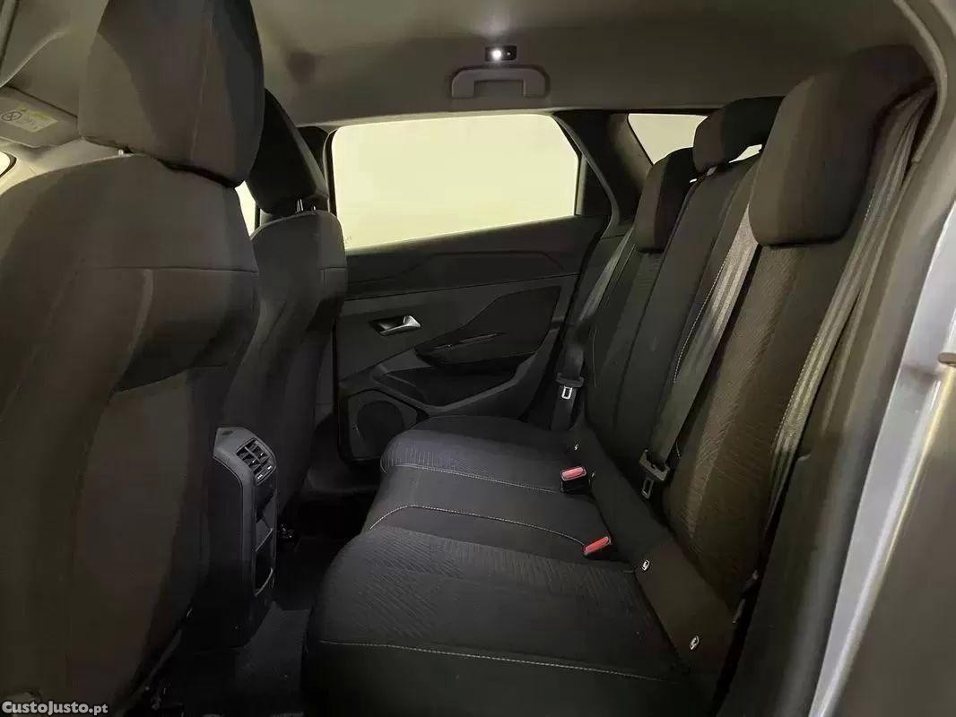 Peugeot 308 Puretech 130 eat8 active pack — fotografia 19