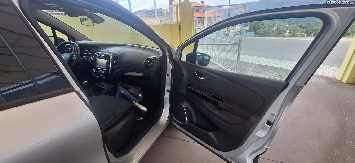 Renault Captur 0.9 TCE — fotografia 6