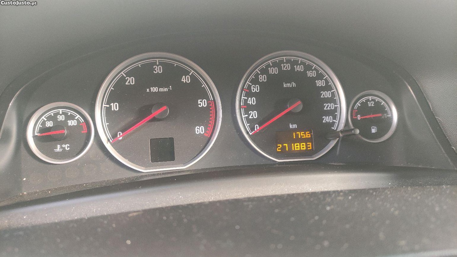 Opel Vectra sw wagon 120 cv — fotografia 2