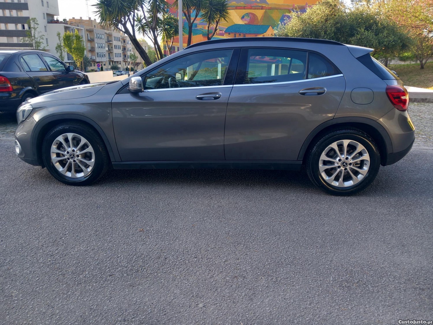 Mercedes-Benz GLA 180 d Style Aut. — fotografia 12
