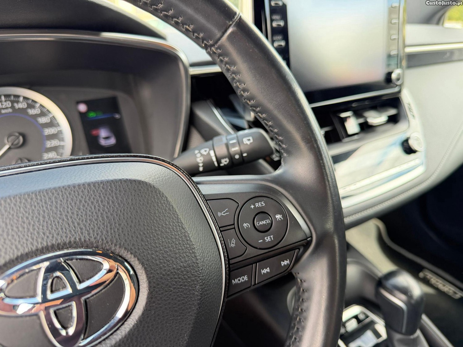Toyota Corolla 1.8 Hybrid Comfort — fotografia 6