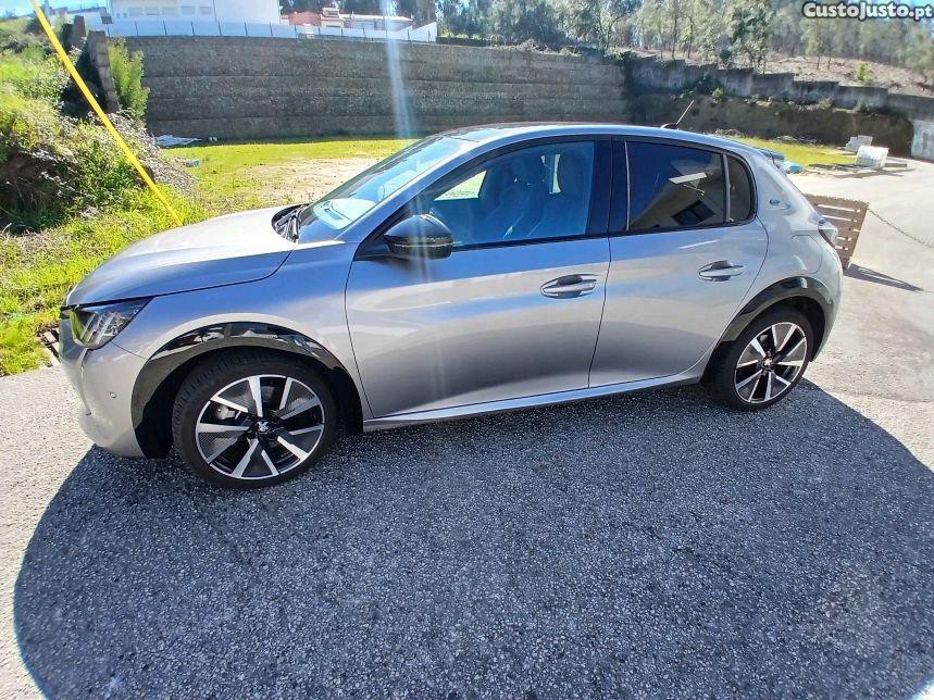 Peugeot e-208 GT Line — fotografia 5