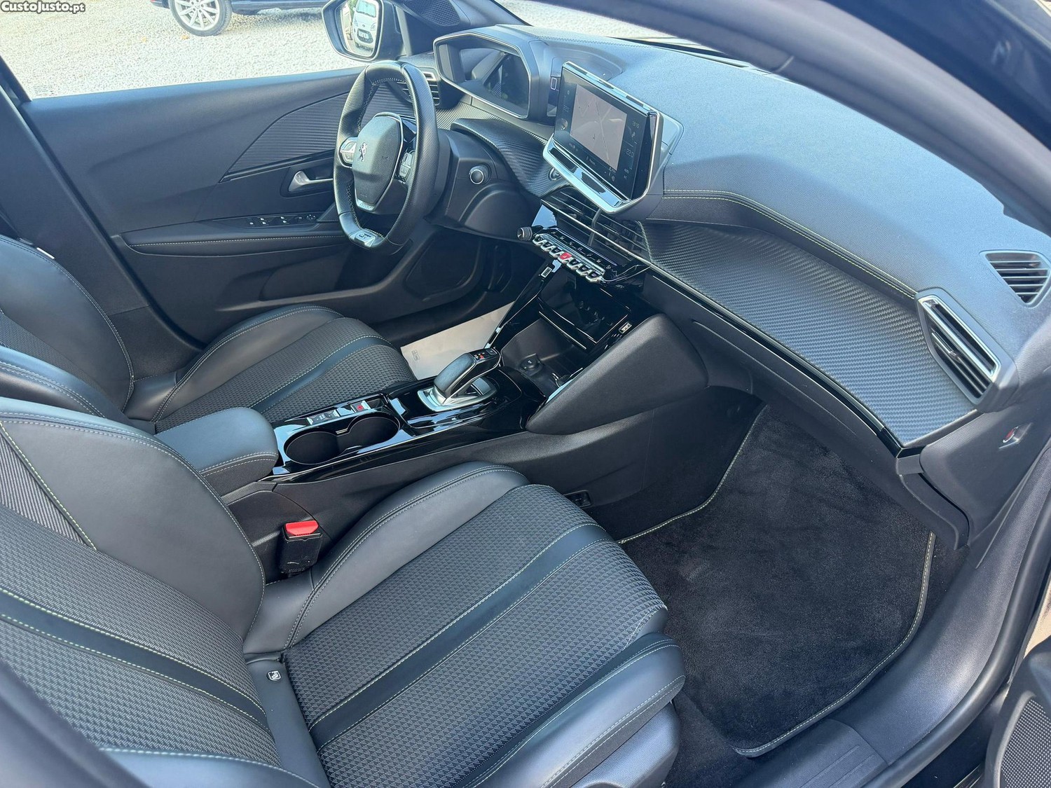 Peugeot 208 50 kWh GT Line — fotografia 5