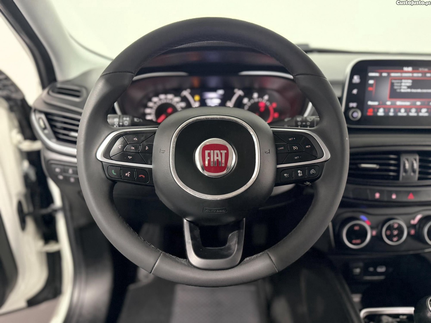 Fiat Tipo STATION WAGON 1.3 M-JET LOUNGE 95 CV - NACIONAL — fotografia 17