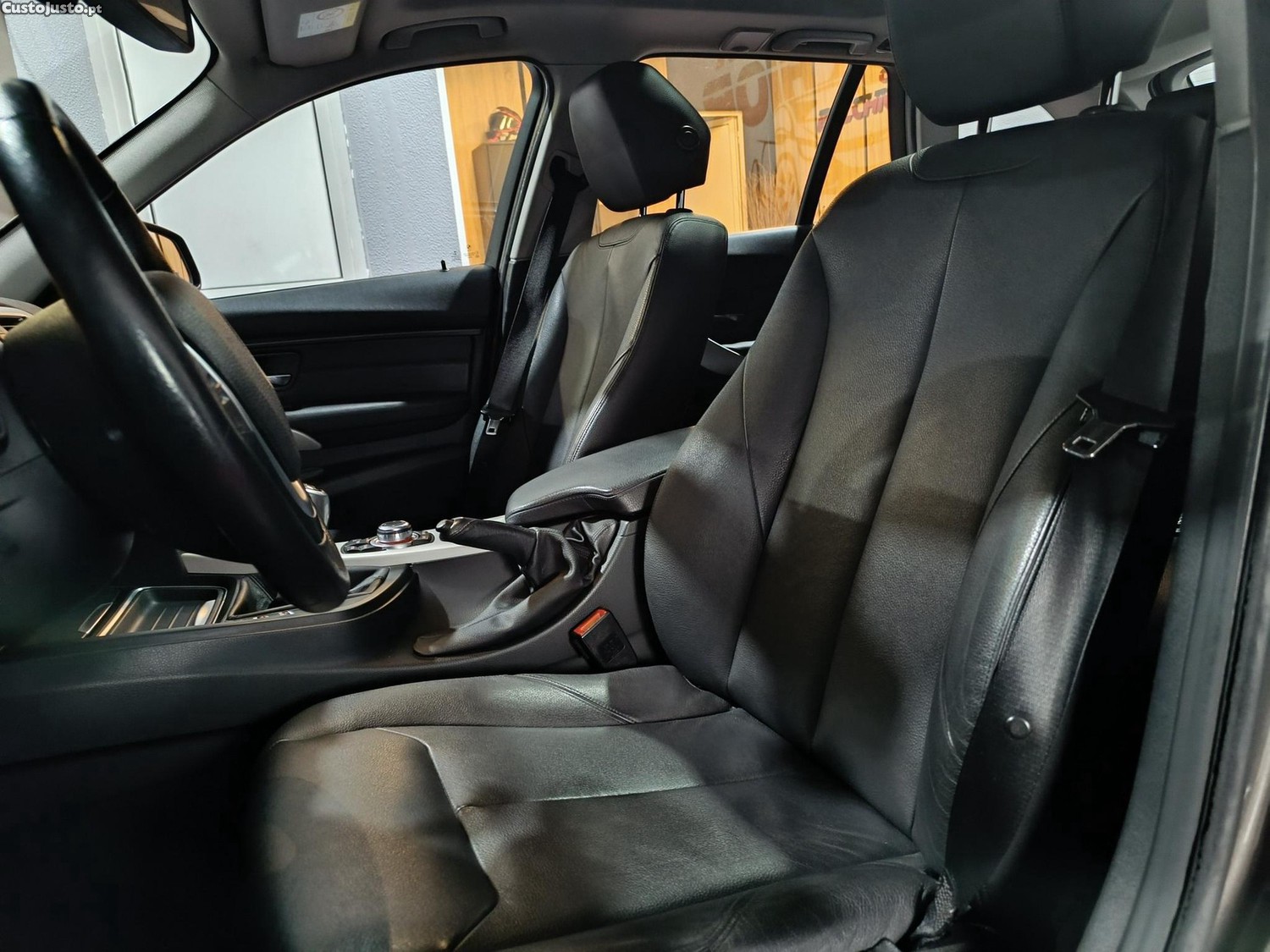 BMW 318 d Touring Line Luxury — fotografia 8