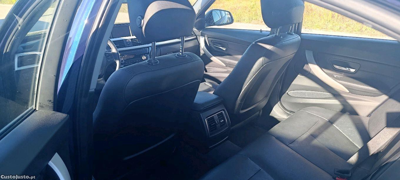 BMW 330 e iperforma — fotografia 6