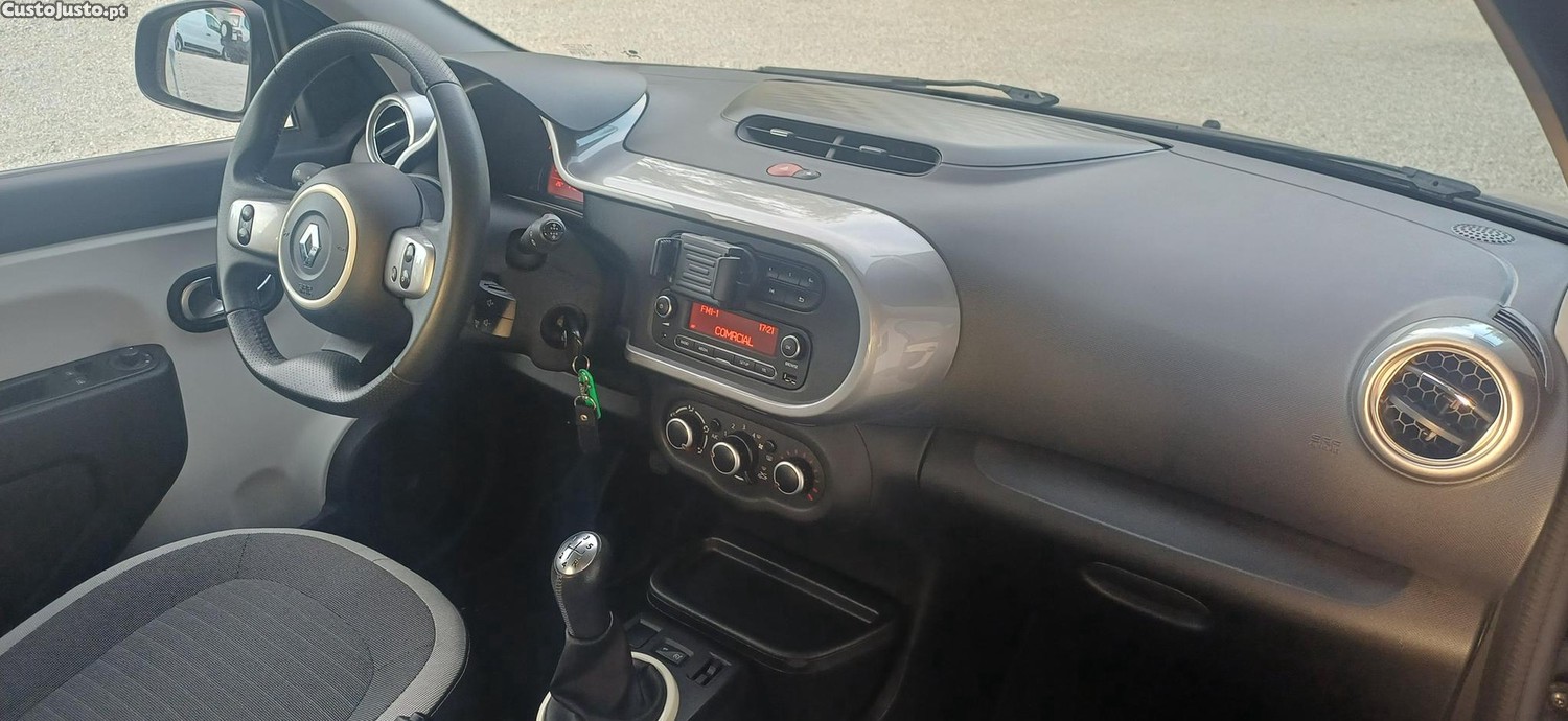 Renault Twingo SCE LIMITED — fotografia 10