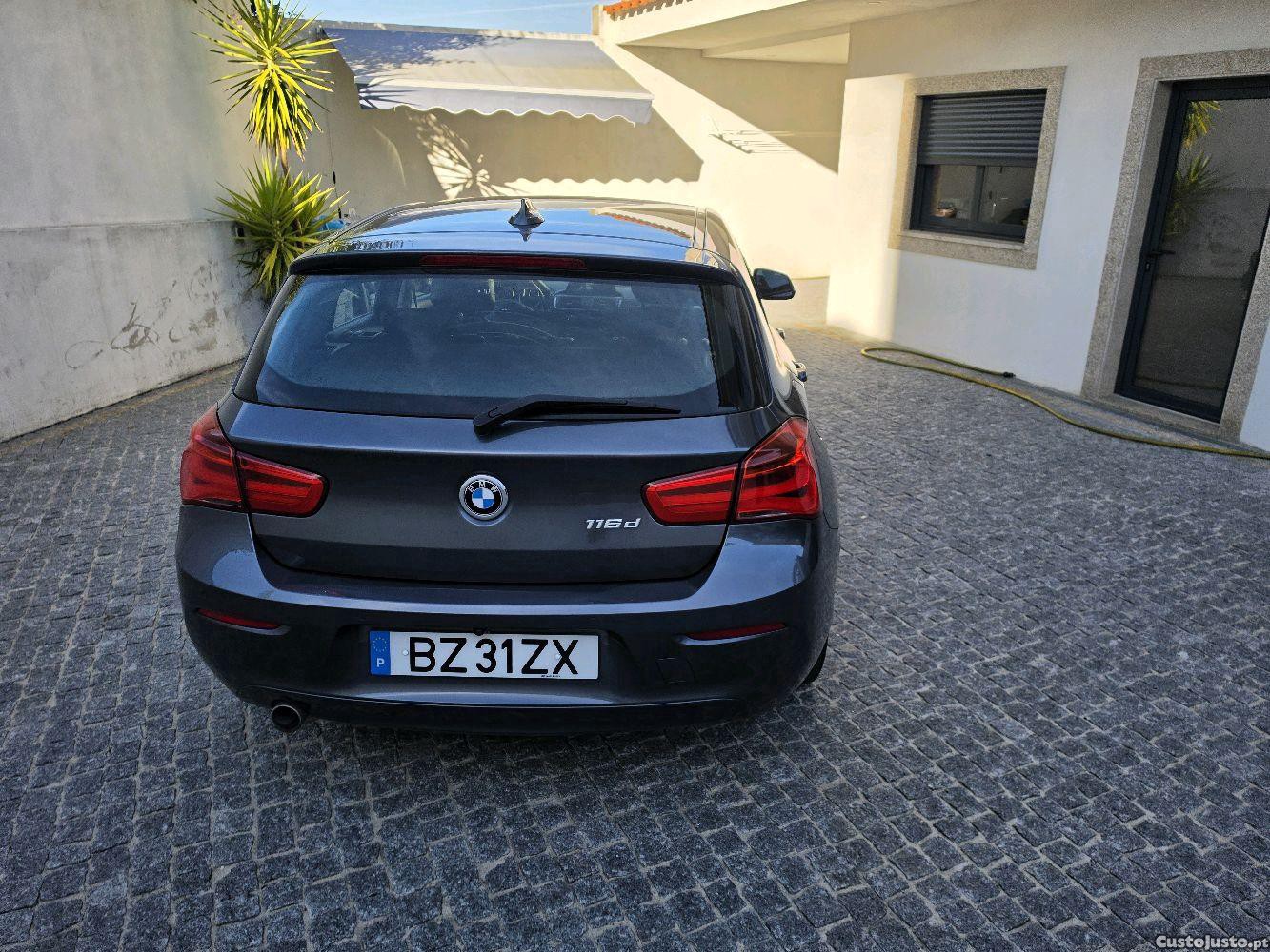 BMW 116 d cv — fotografia 9