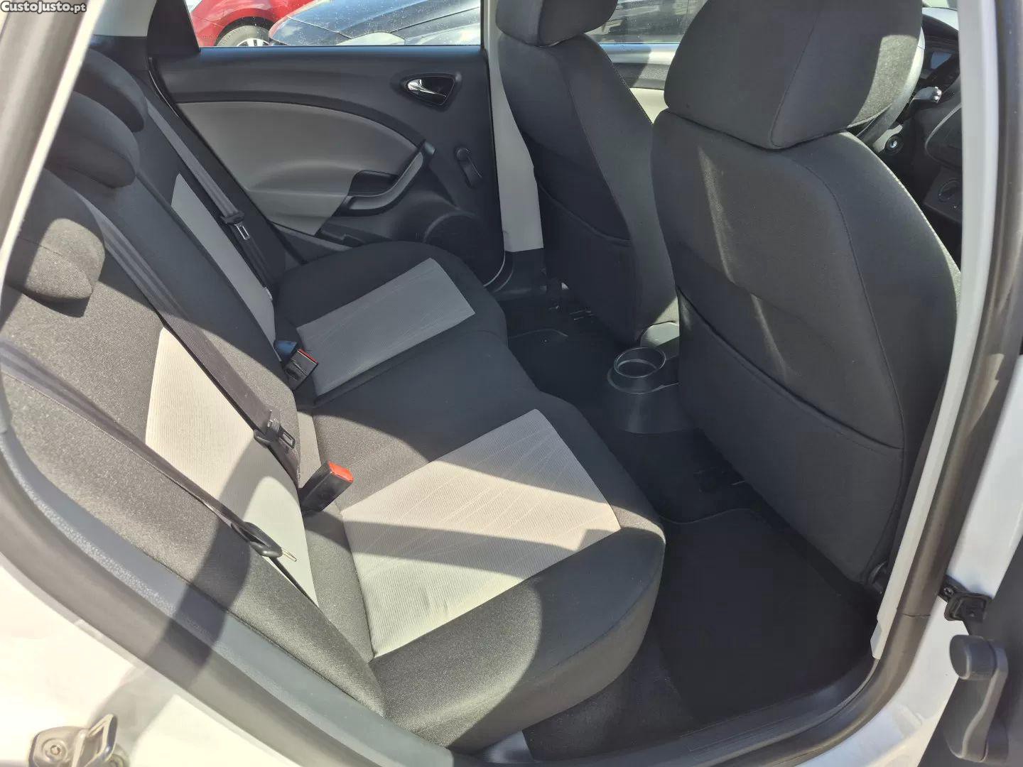 SEAT Ibiza 1.2 tdi cr ecomotive style 4you — fotografia 5
