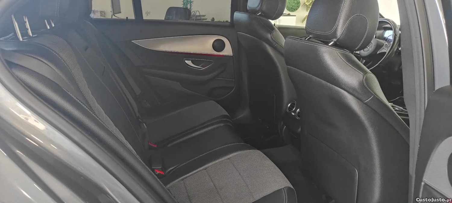Mercedes-Benz E 220 d Avantgarde — fotografia 12