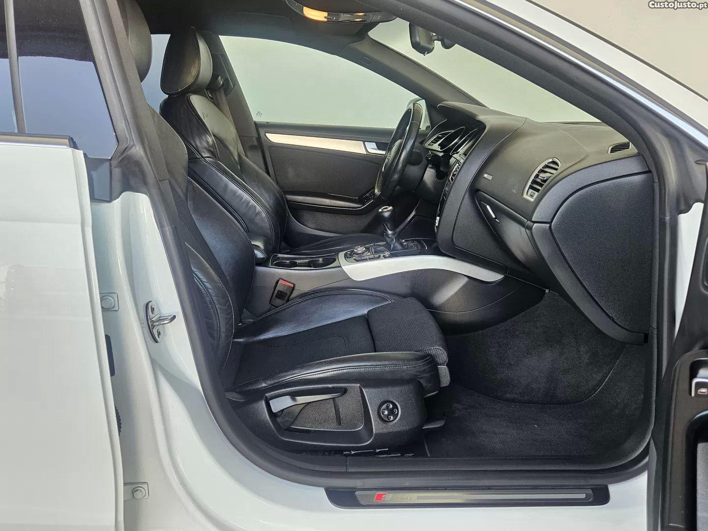 Audi A5 2.0 tdi s-line — fotografia 2