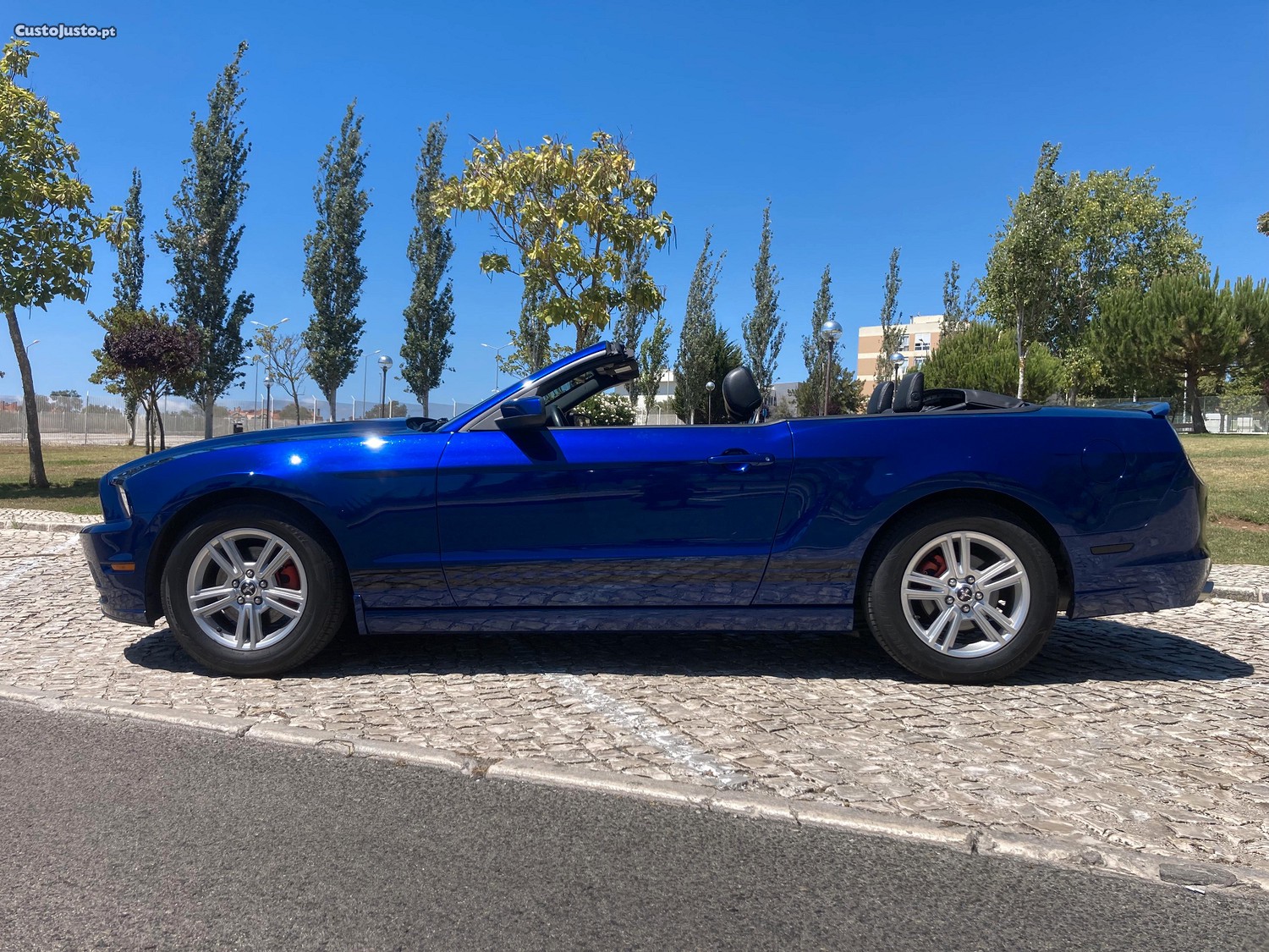 Ford Mustang Convertible V6 3.7 309cv - 14 foto 3