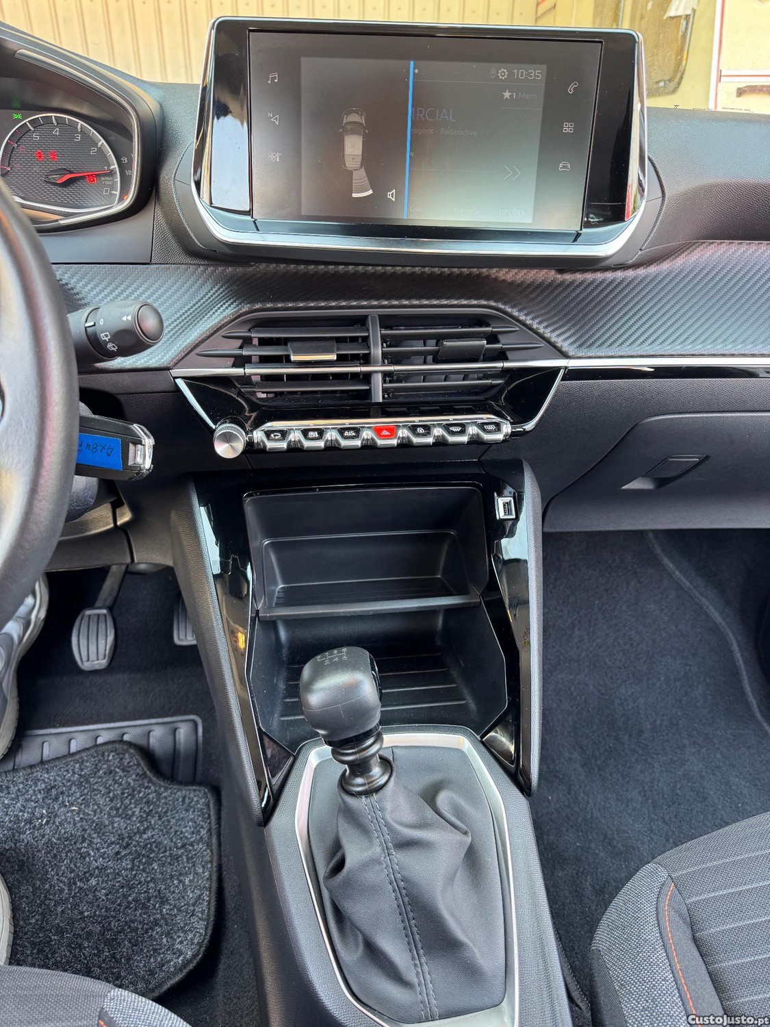 Peugeot 208 1.5 Blue HDI Pack — fotografia 5