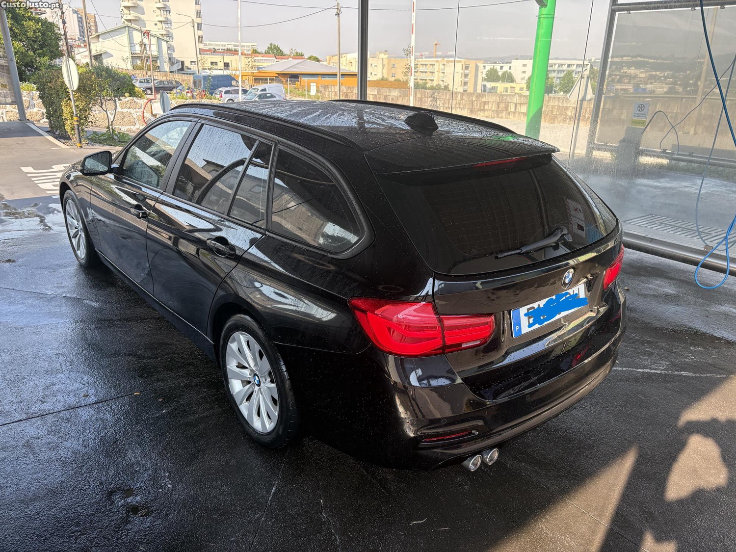 BMW 320 SportLine — fotografia 2