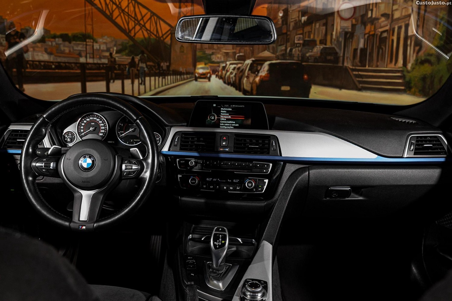 BMW 320 d Auto Pack M — fotografia 11