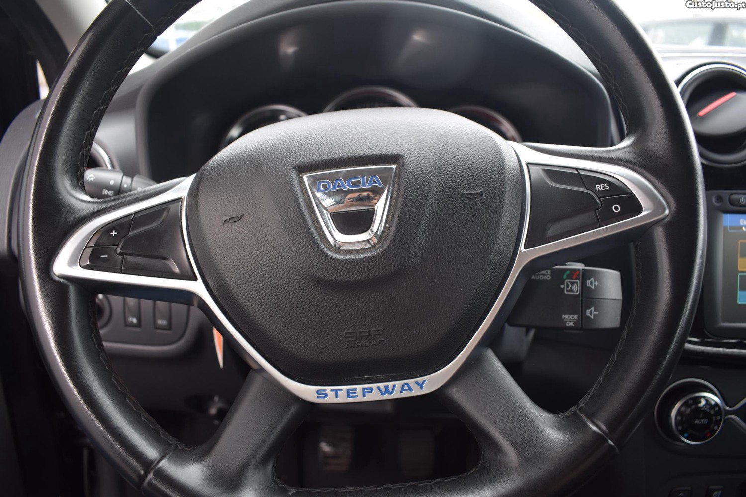 Dacia Sandero Stepway — fotografia 4