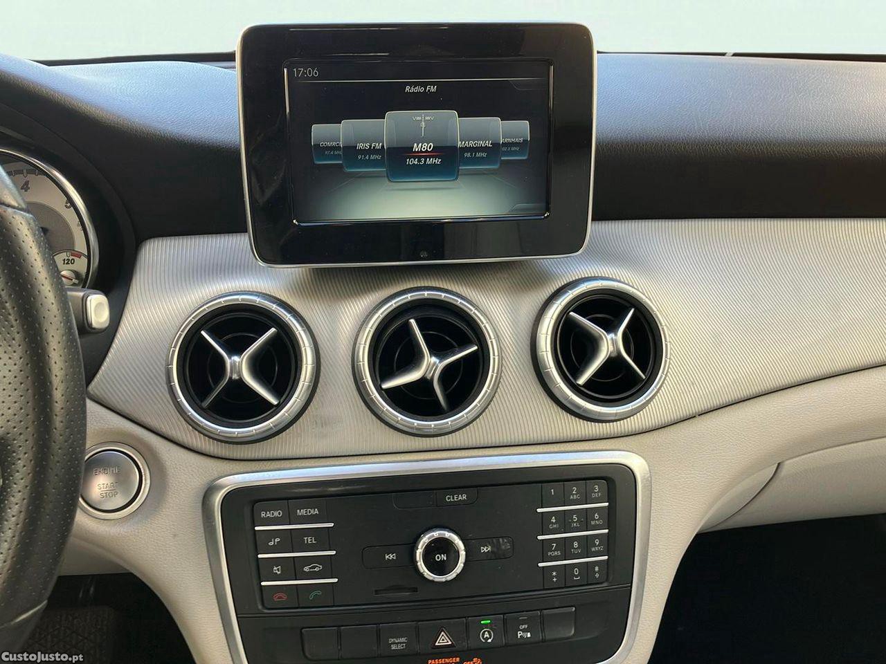 Mercedes-Benz CLA 220 d Shooting Brake Urban Aut. — fotografia 6