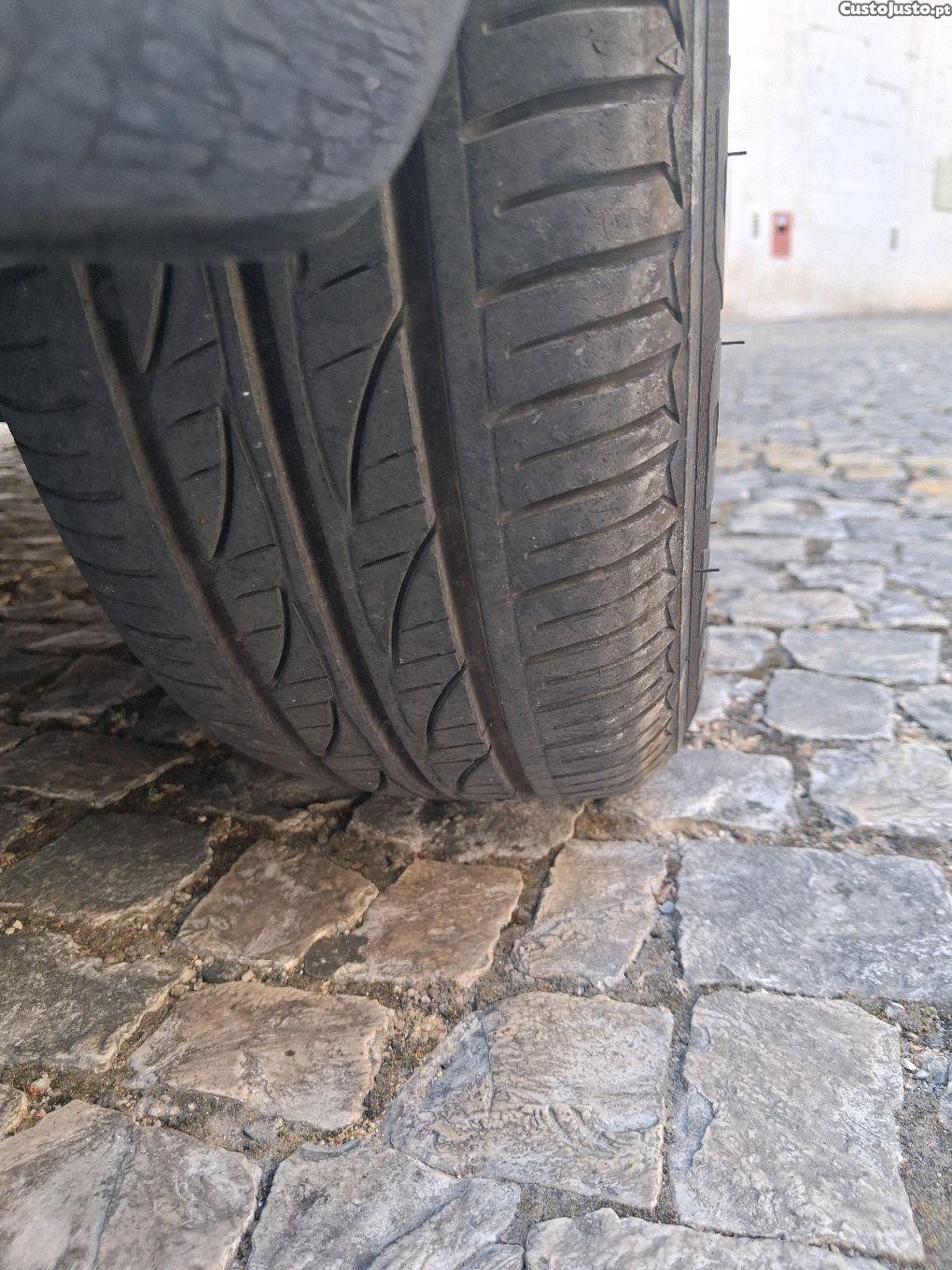 Toyota Aygo 1.0 V-vti+AC 2008 — fotografia 3