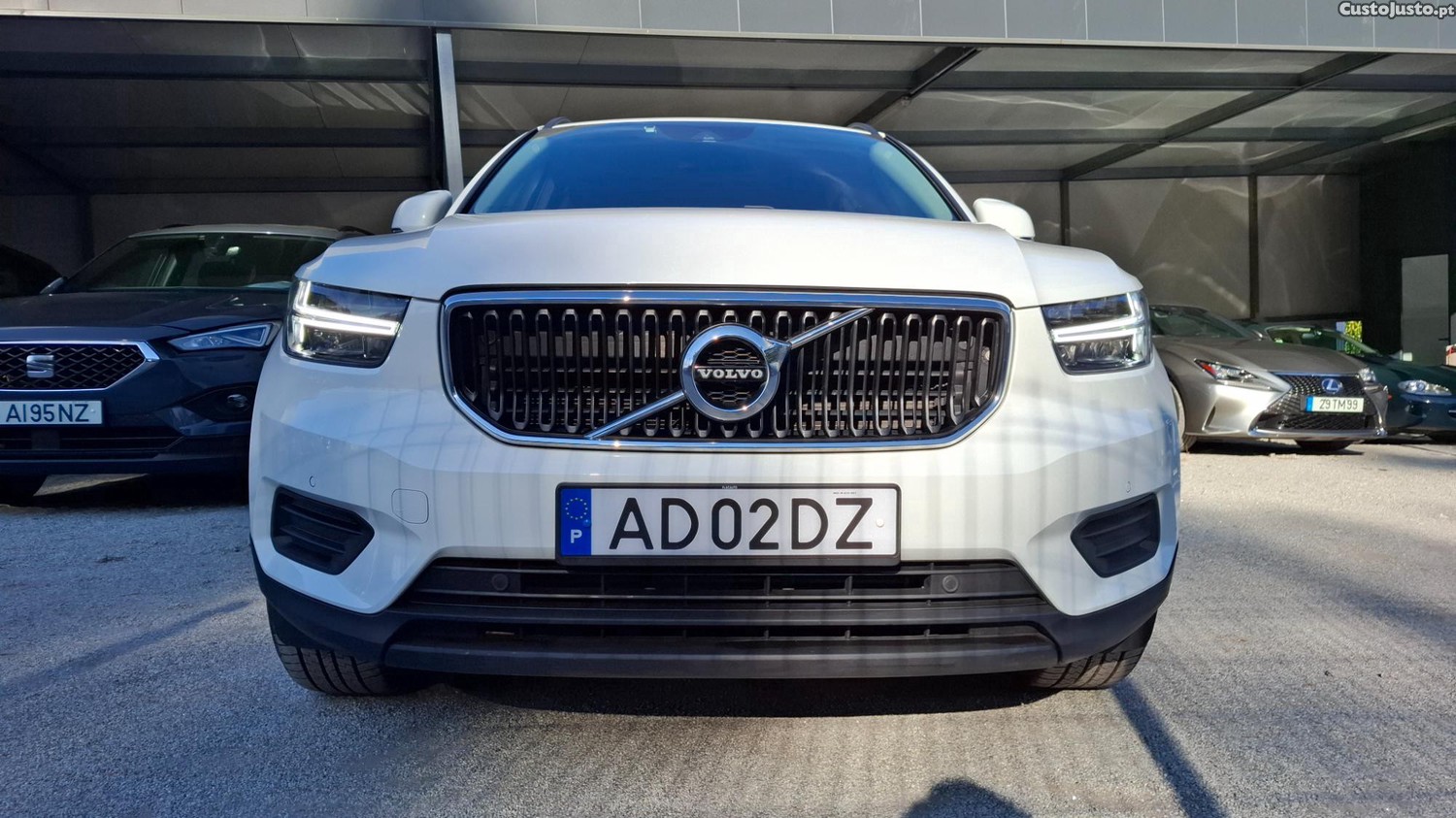 Volvo XC 40 2.0 D3 Momentum Plus — fotografia 6