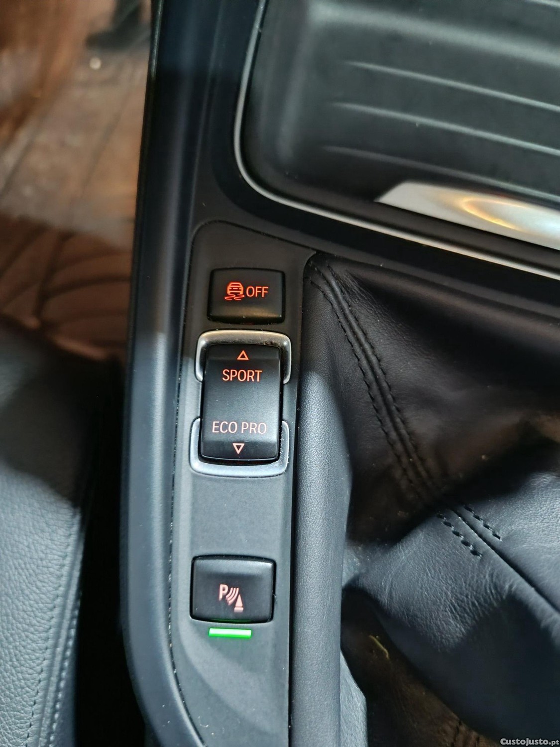 BMW 318 d Touring Line Luxury — fotografia 3