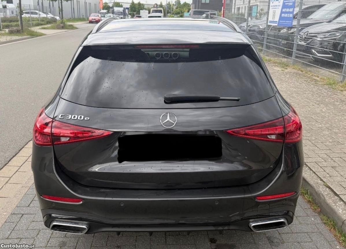 Mercedes-Benz C 300 e 9G-TRONIC AMG Line Advanced — fotografia 6