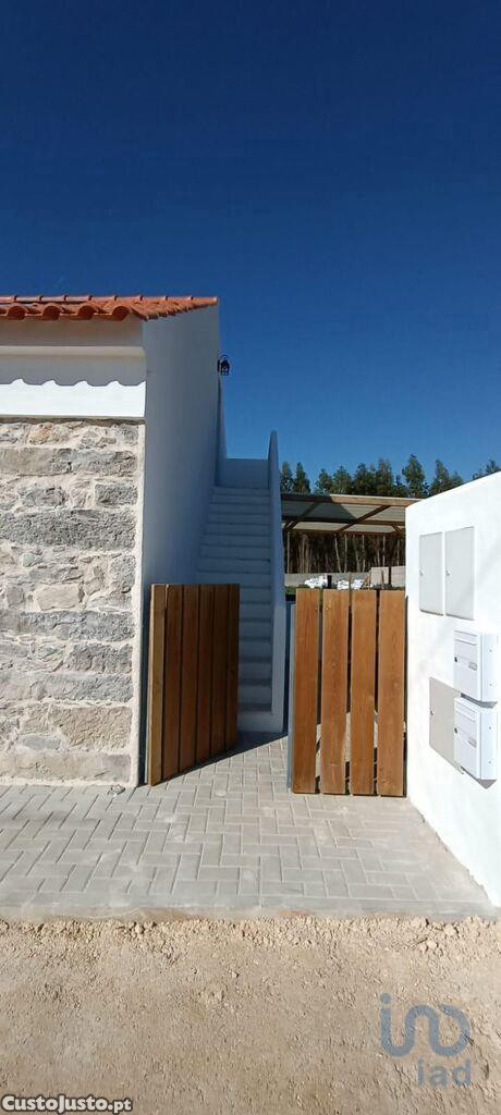 Apartamento em Aljubarrota de 50,00 m²