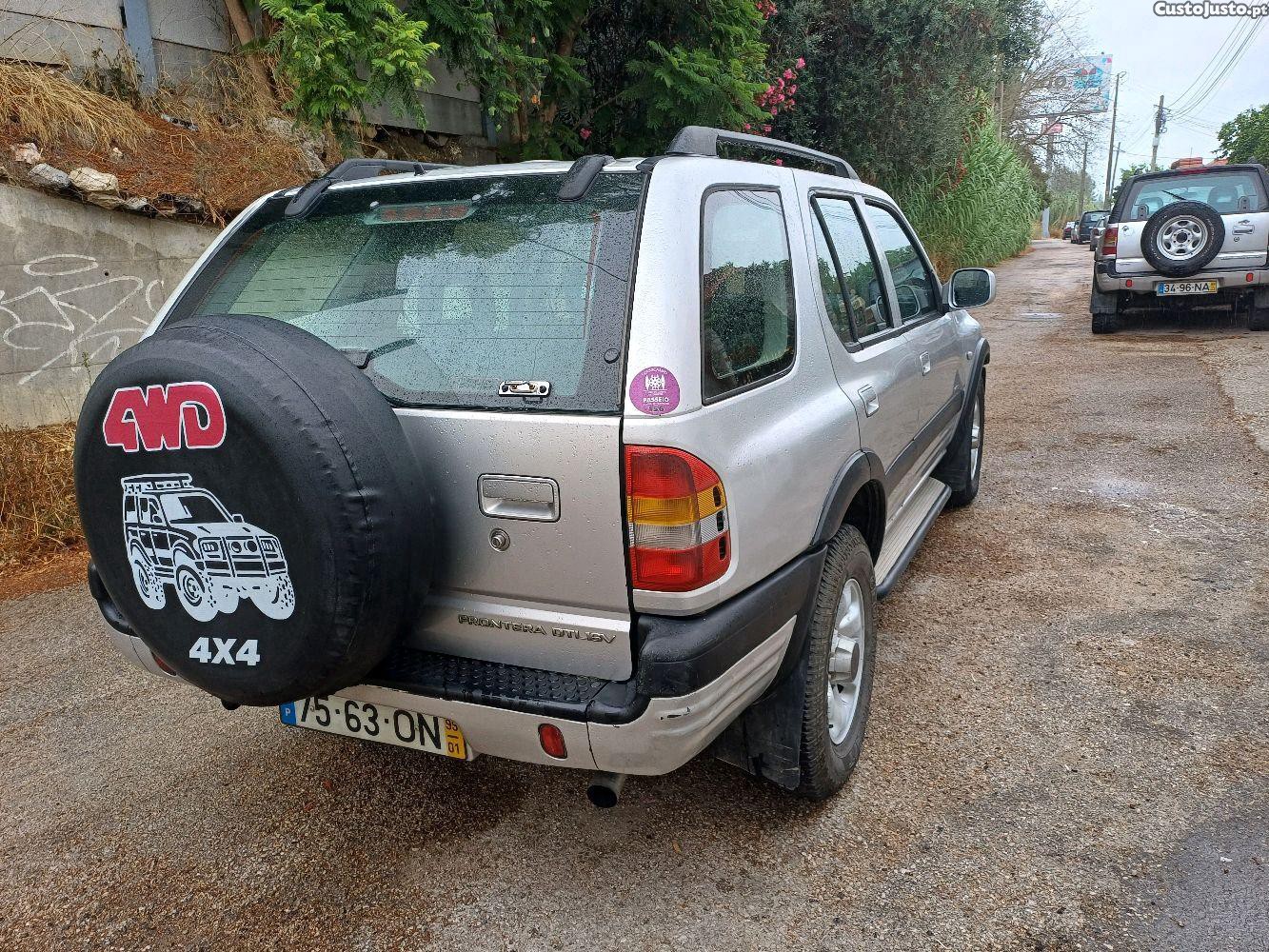Opel Frontera 2.2Dti Limitid — fotografia 8