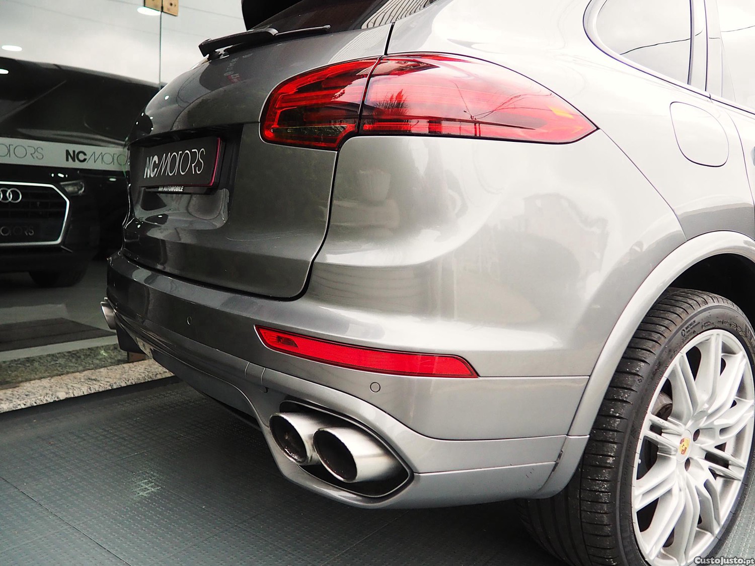 Porsche Cayenne S Diesel 4.2 V8 385 CV — fotografia 6