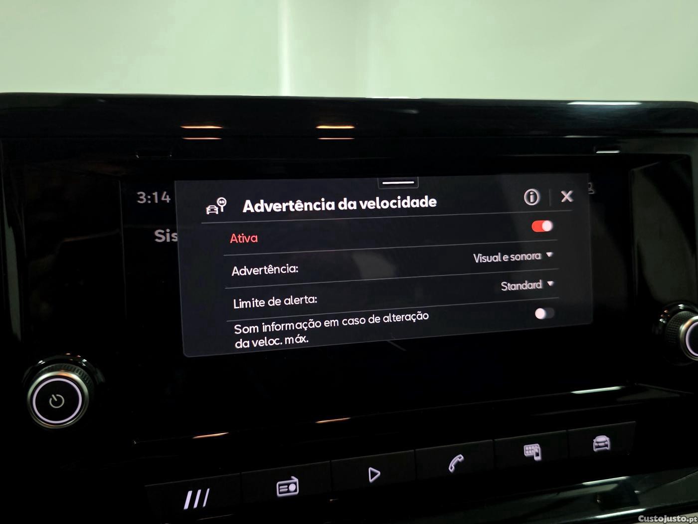 SEAT Arona 1.0 TSI Style DSG — fotografia 3