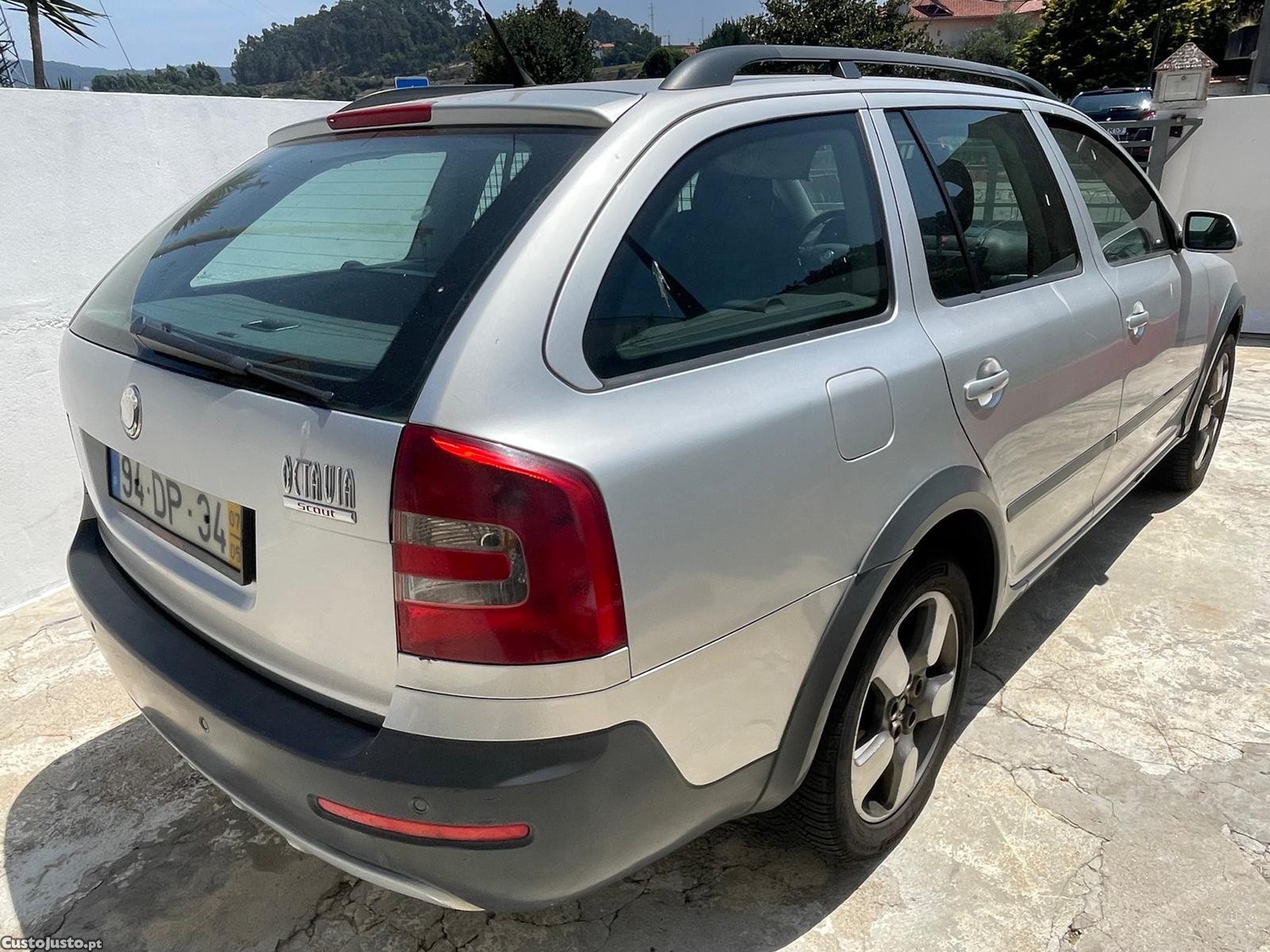 Skoda Octavia Scout 4x4 — fotografia 4