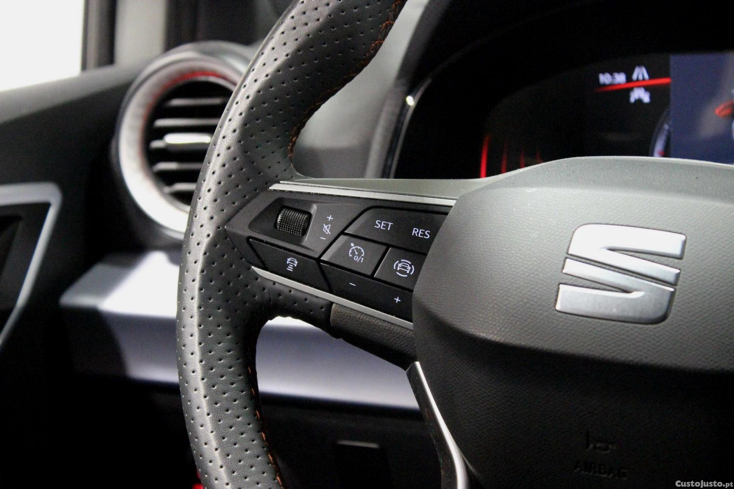 SEAT Ibiza 1.0 TSI FR — fotografia 17