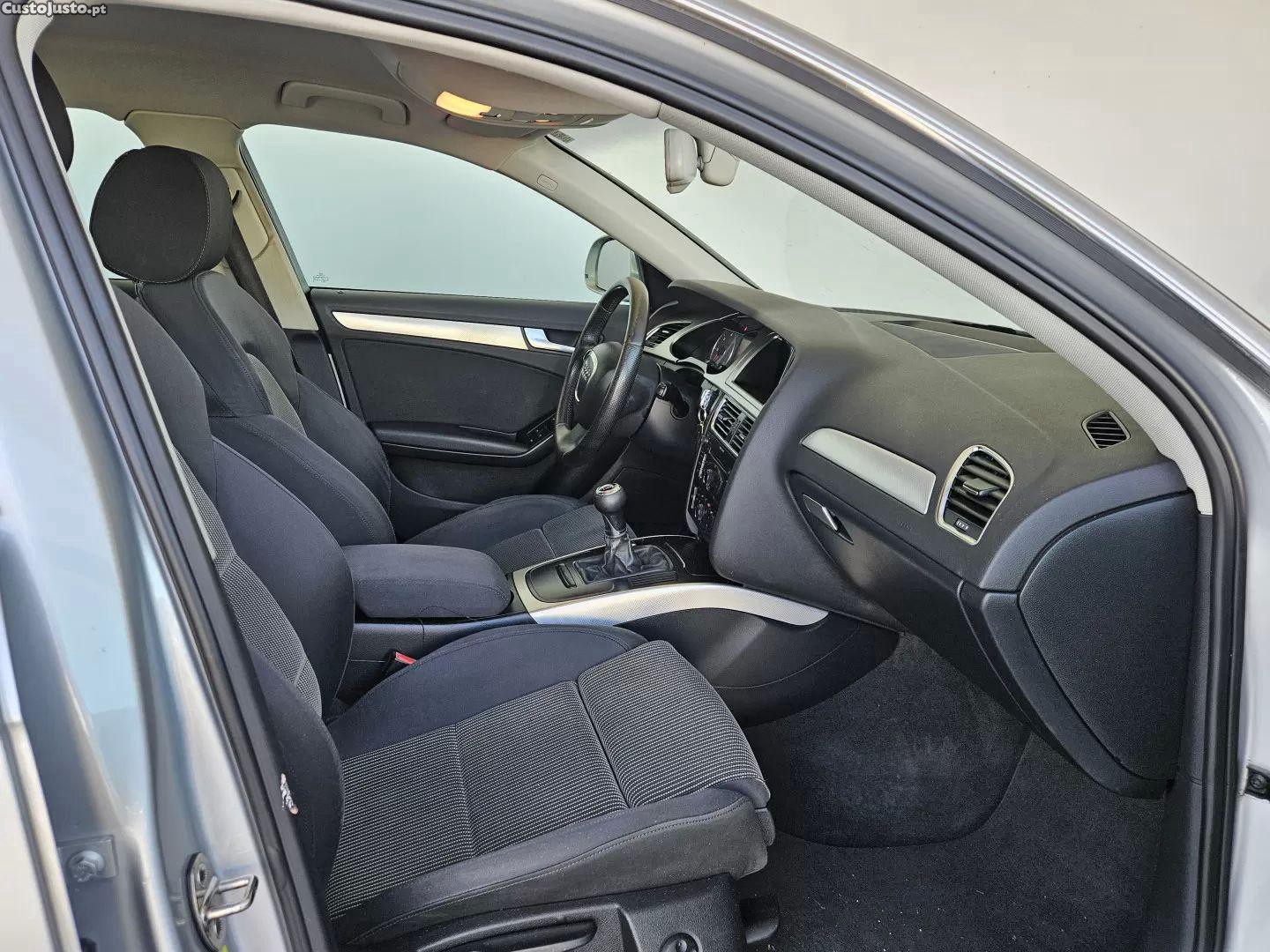 Audi A4 2.0 tdi — fotografia 4
