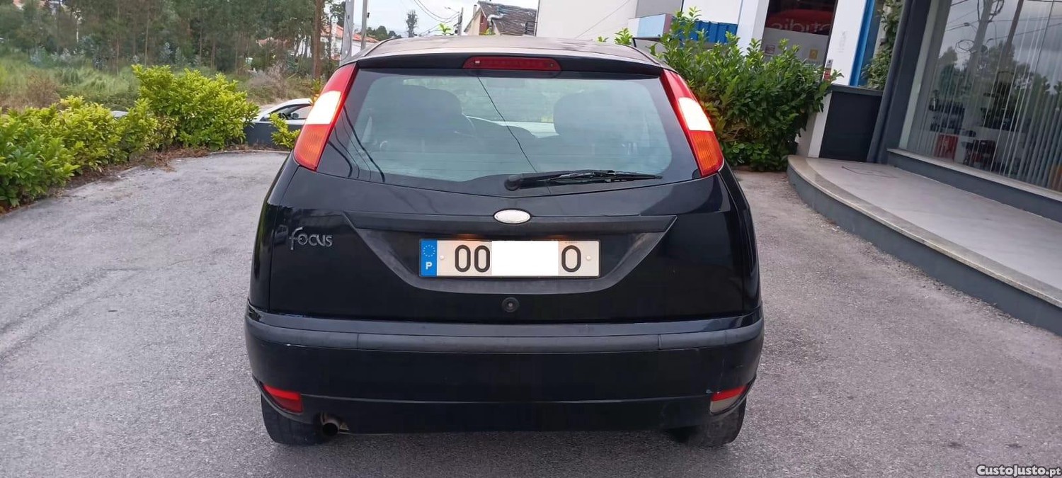 Ford Focus () — fotografia 2