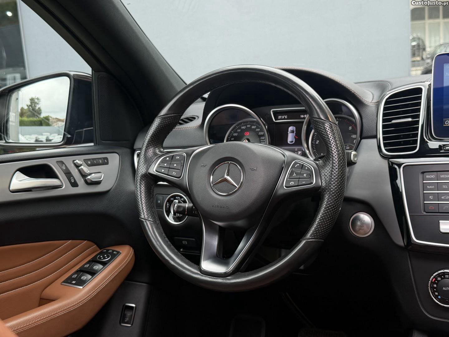 Mercedes-Benz GLE 350 d Coupé 4Matic — fotografia 13