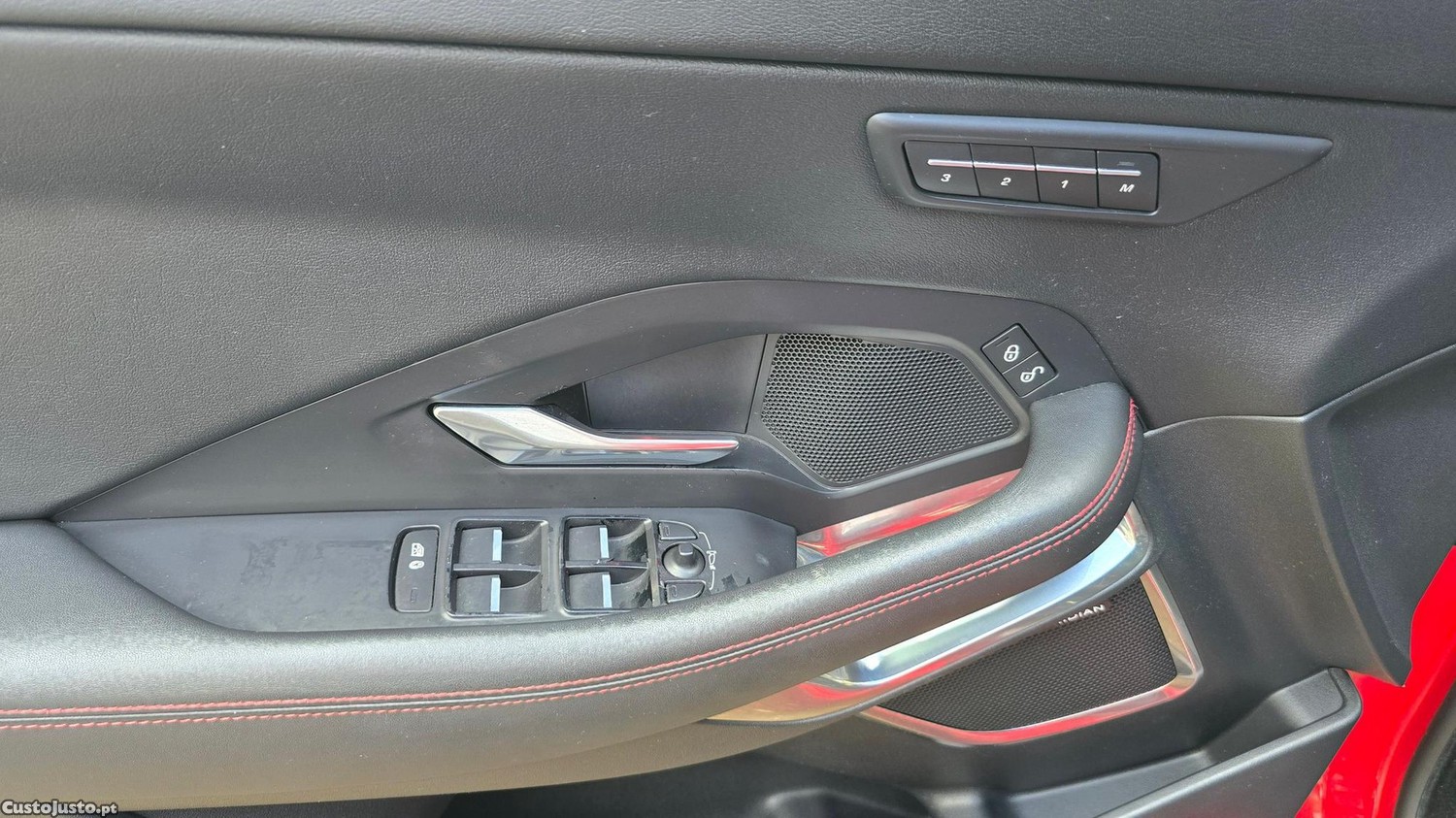 Jaguar E-Pace 2.0 R-Dynamic First Edition AWD Aut. — fotografia 22