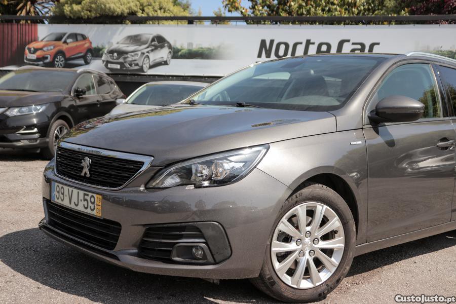 Peugeot 308 1.5 BlueHDi Style — fotografia 14
