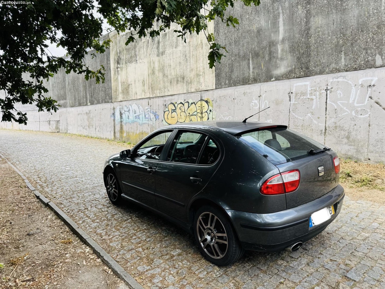 SEAT Leon 1.4 gasolina 169.000km — fotografia 4