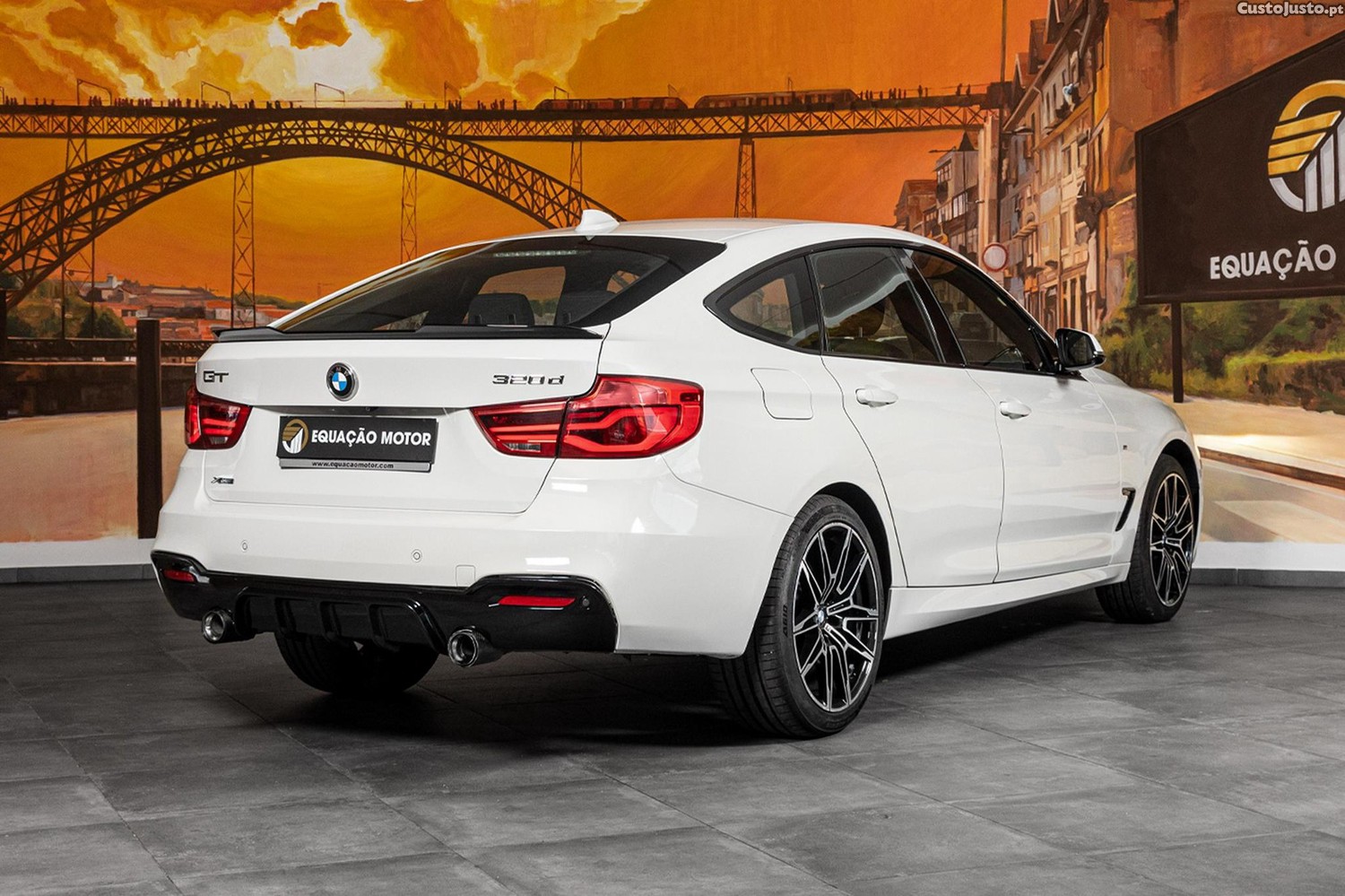 BMW 320 d Auto Pack M — fotografia 28
