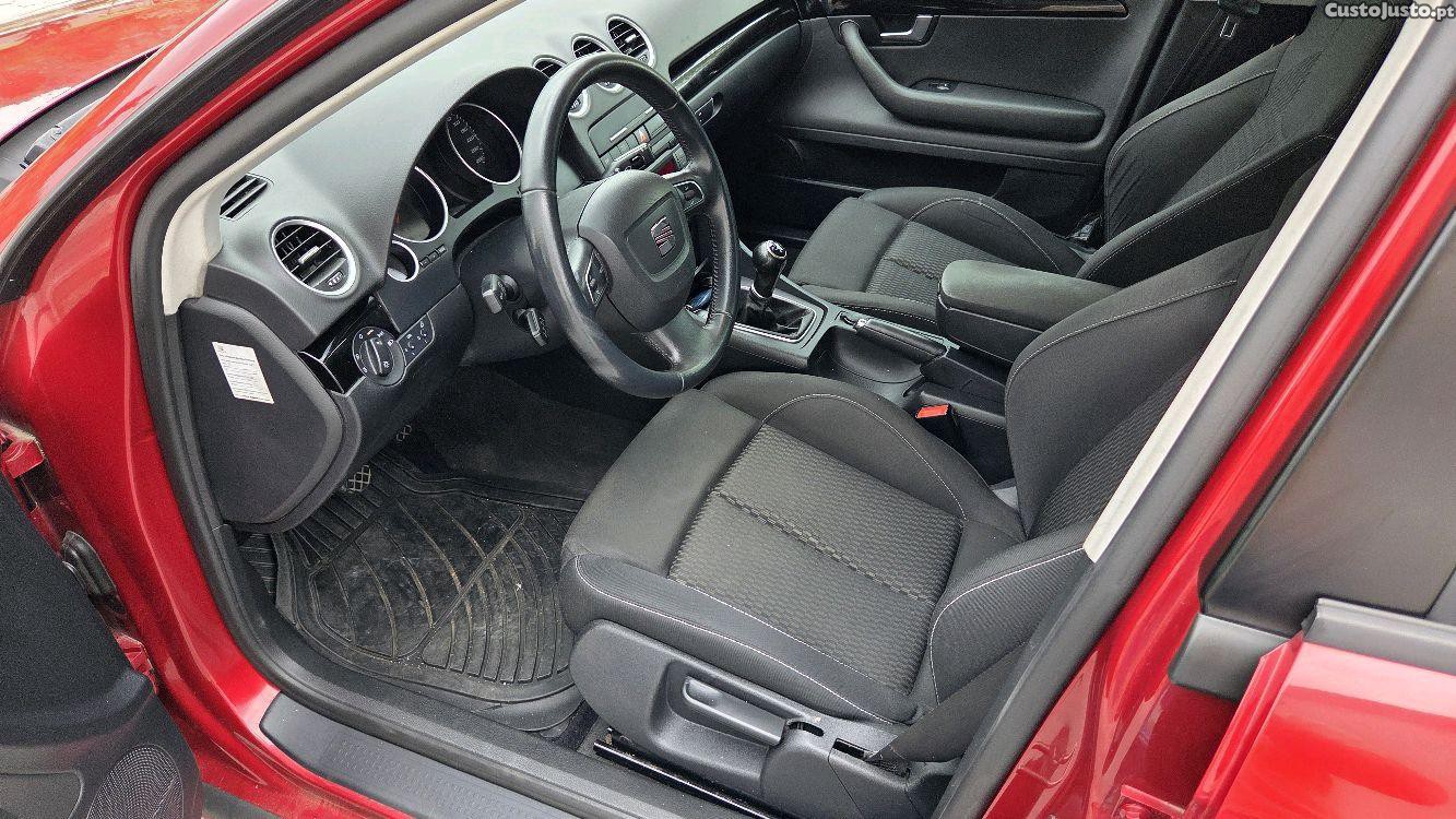 SEAT Exeo 2.0Tsi211cv — fotografia 2