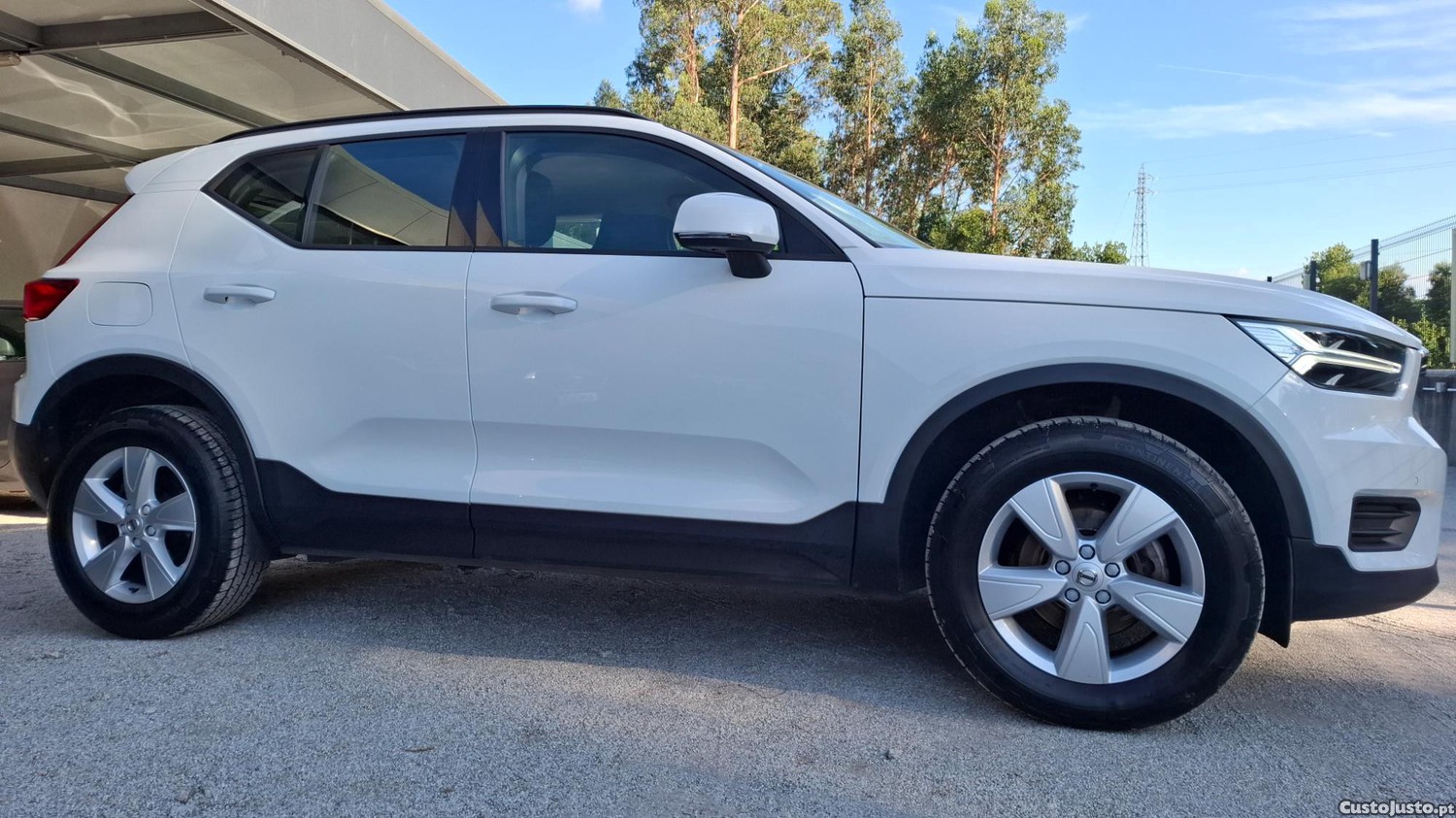 Volvo XC 40 2.0 D3 Momentum Plus — fotografia 5