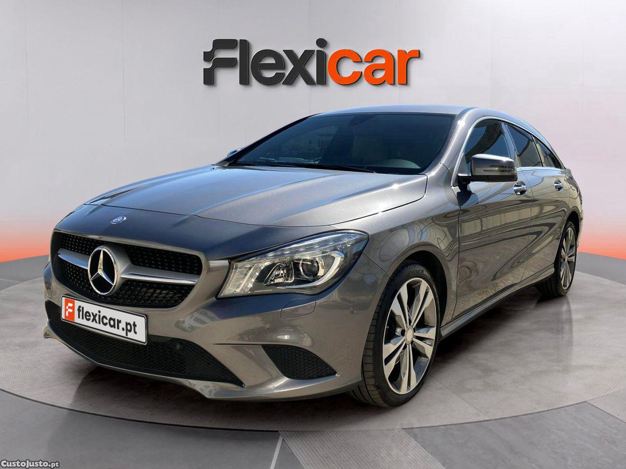 Mercedes-Benz CLA 220 d Shooting Brake Urban Aut. — fotografia 17