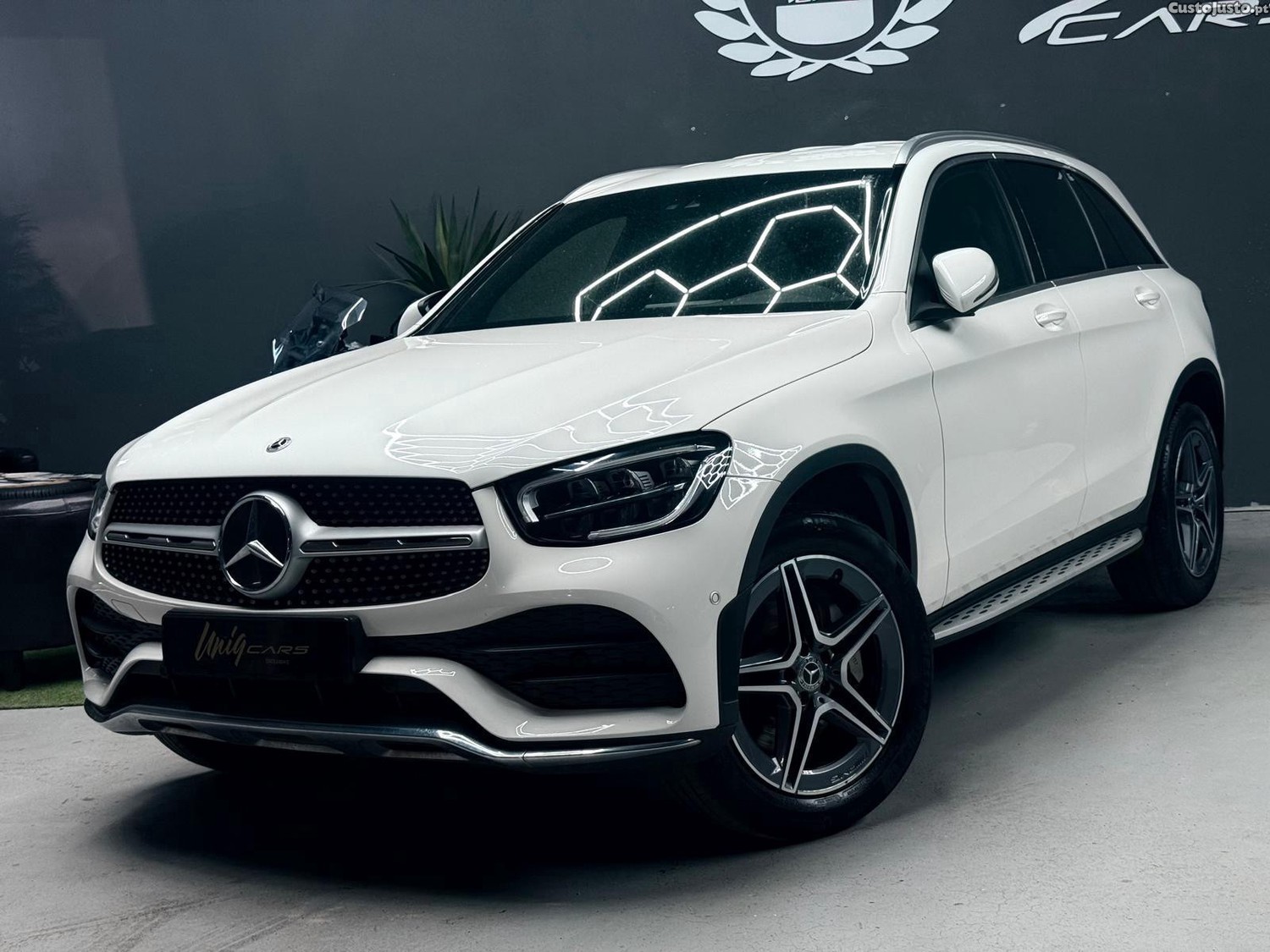 Mercedes-Benz GLC 300 Pack AMG — fotografia 8