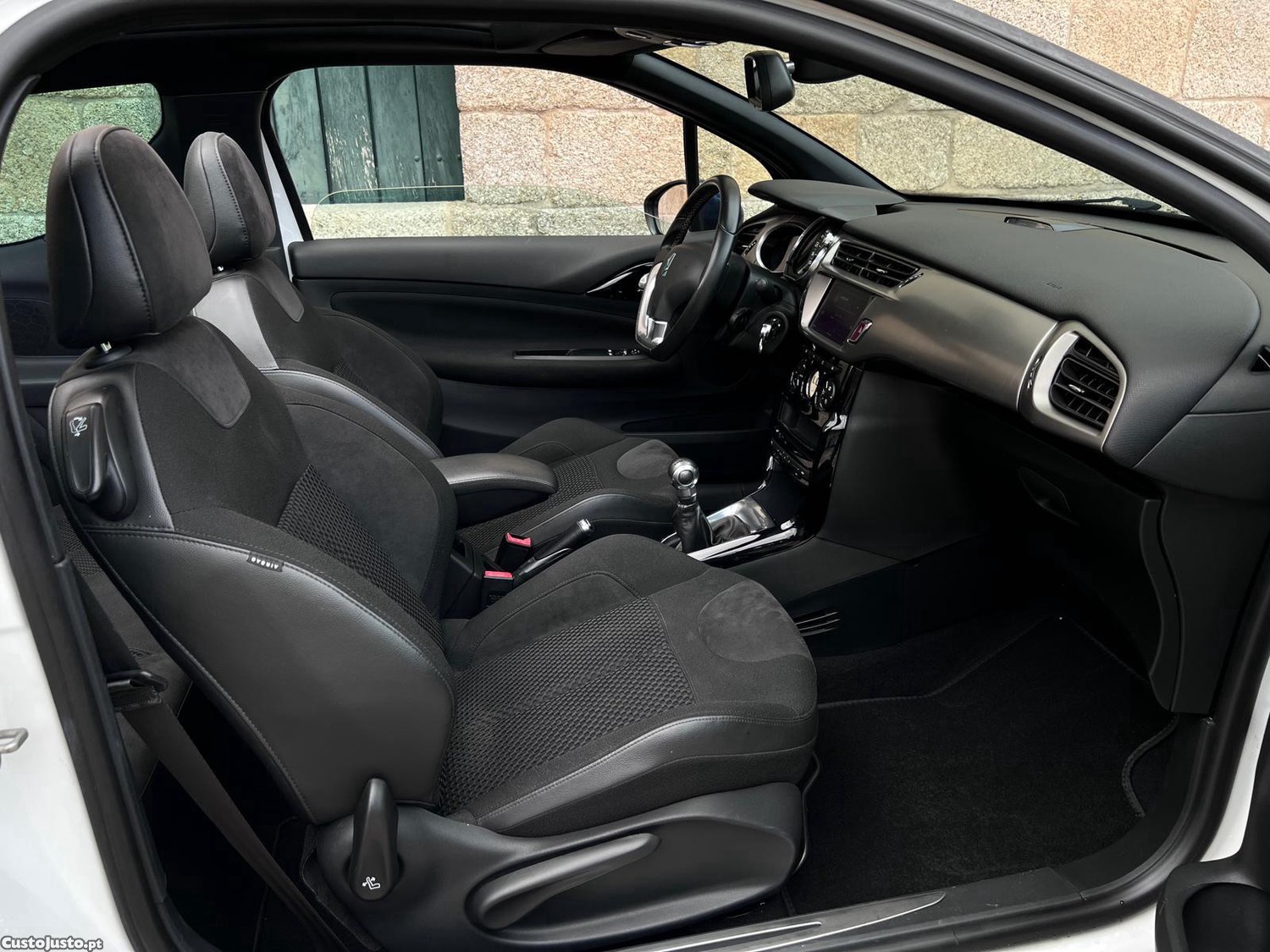 DS 3 3 Cabrio 1.2i — fotografia 10